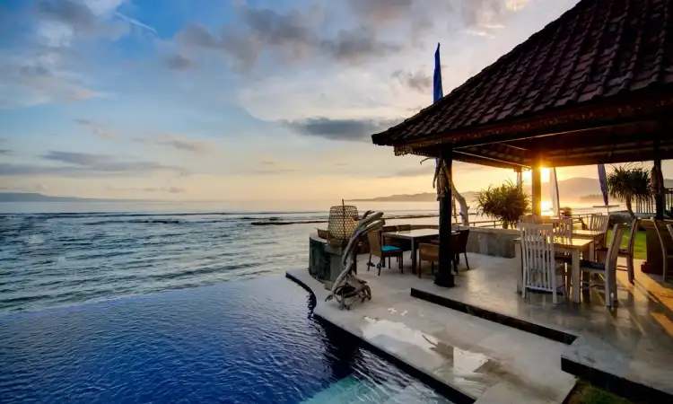Mengelola Bisnis Hotel di Indonesia agar Tetap Kompetitif di Tengah Persaingan Bisnis Hospitality